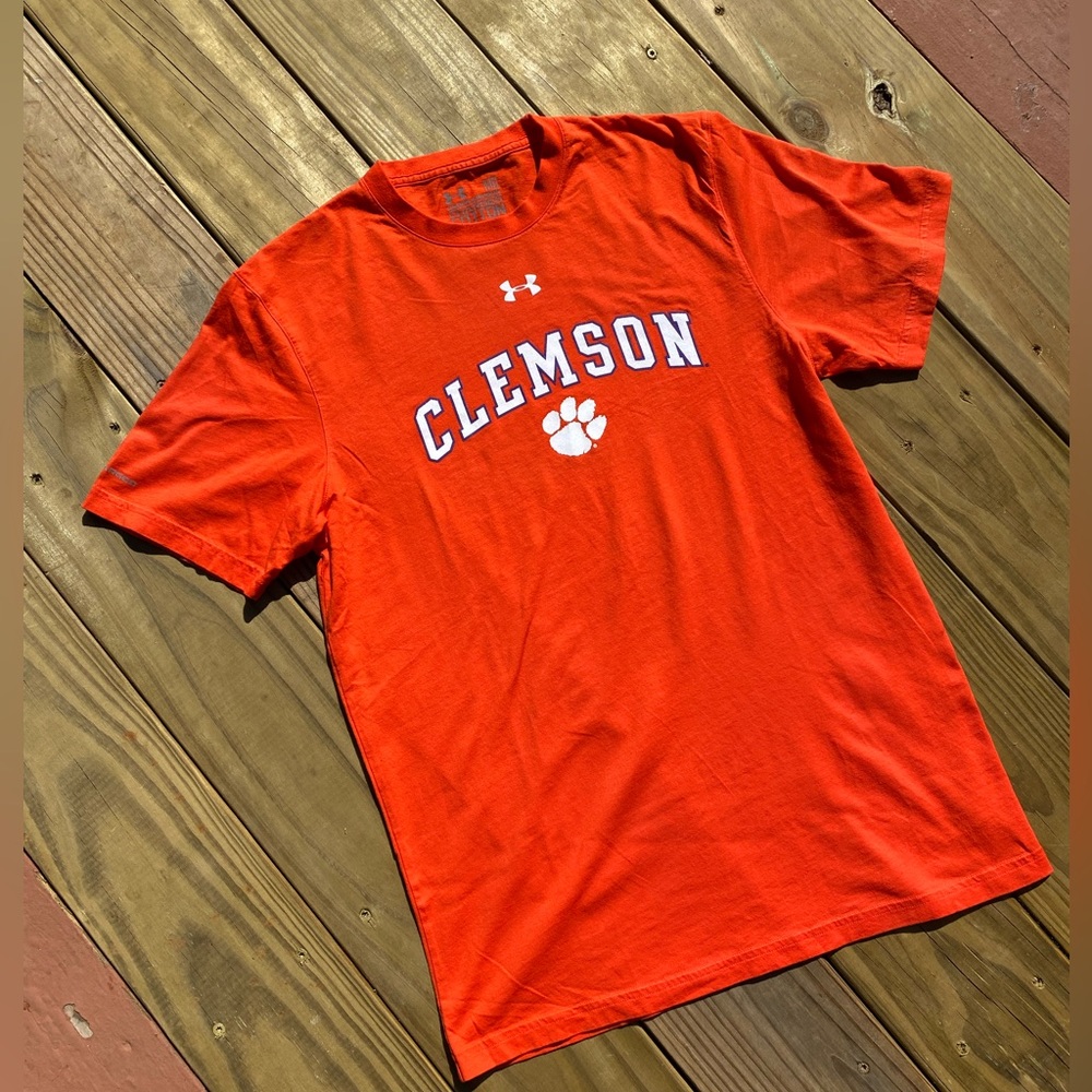 NWOT Under Armour Clemson T-Shirt Medium